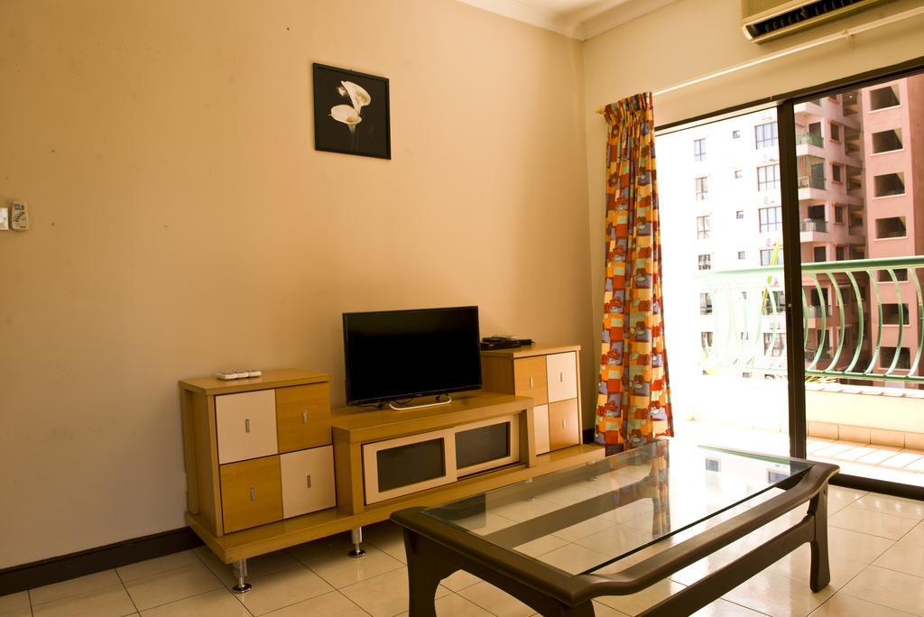 Apartamento Nana Marina Court Kota Kinabalu Exterior foto