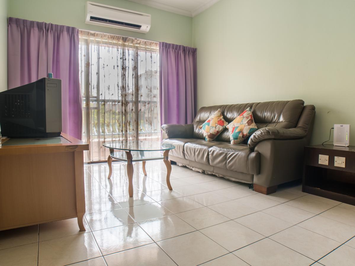 Apartamento Nana Marina Court Kota Kinabalu Exterior foto